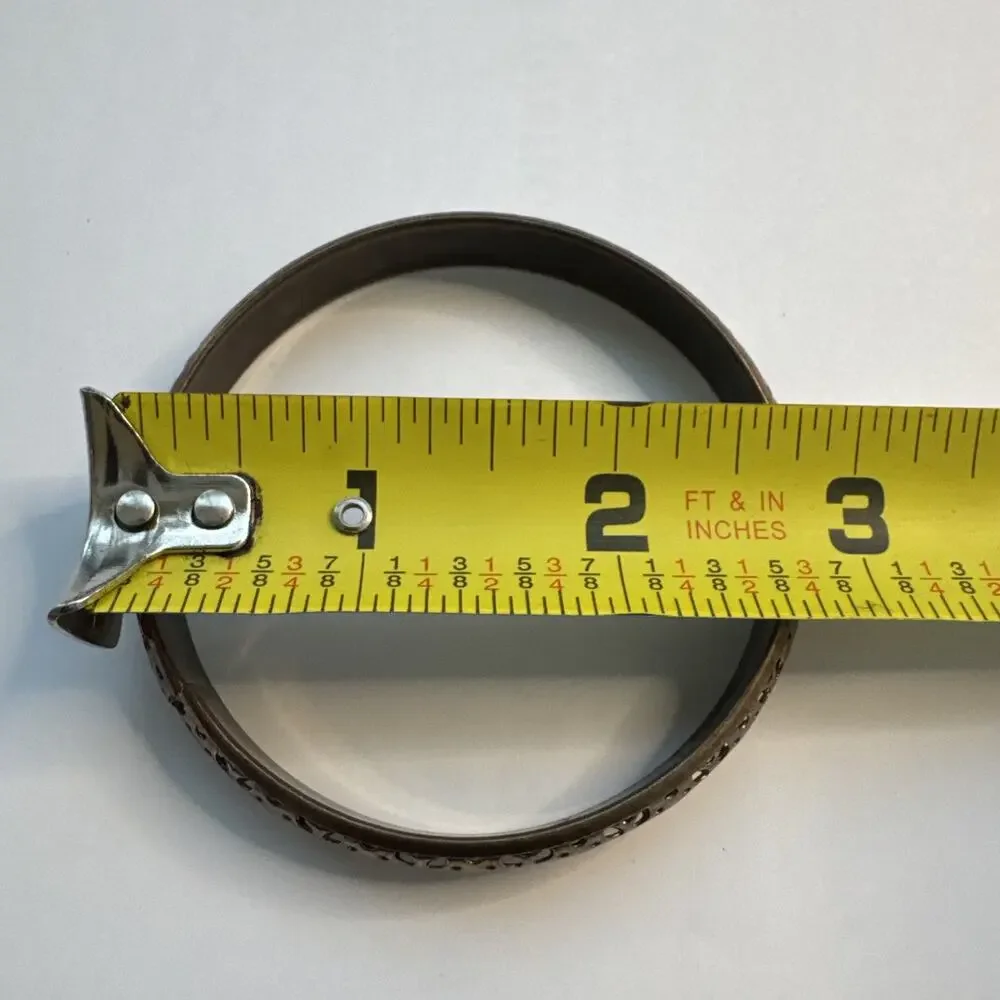 Unbranded hammered brass